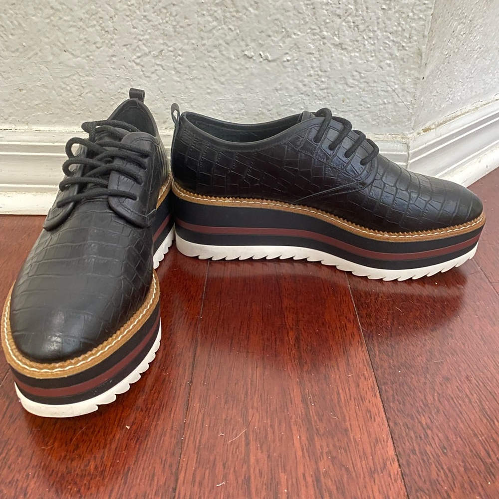 Gianni Bini new Oxford style Black size 8  no box